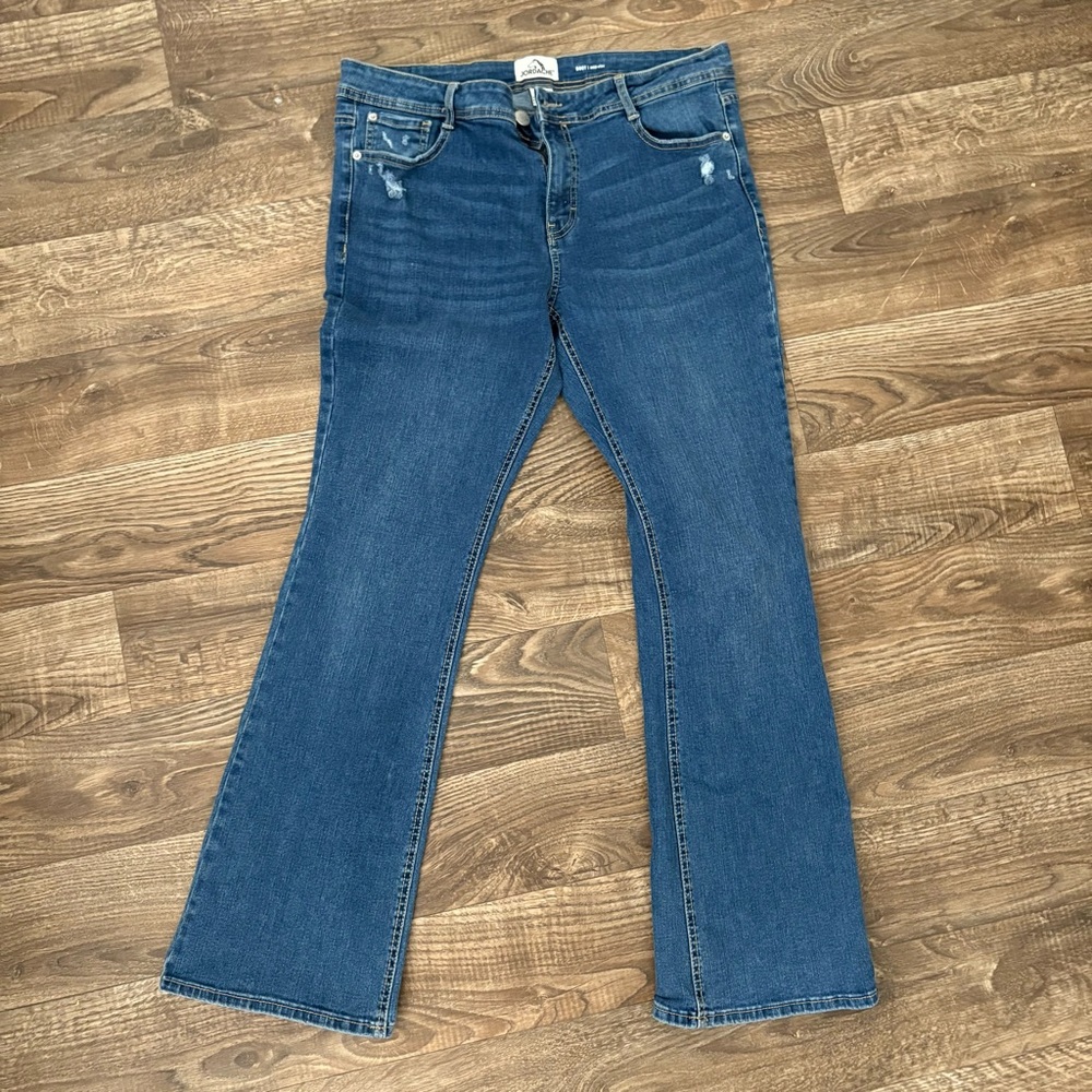 Jordache Women’s Jeans Bootcut Mid-rise Size 14